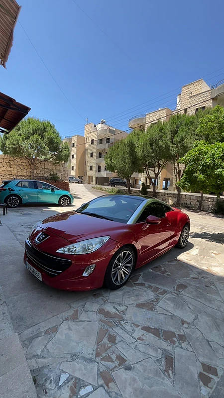 Peugeot RCZ 2011 THP 200