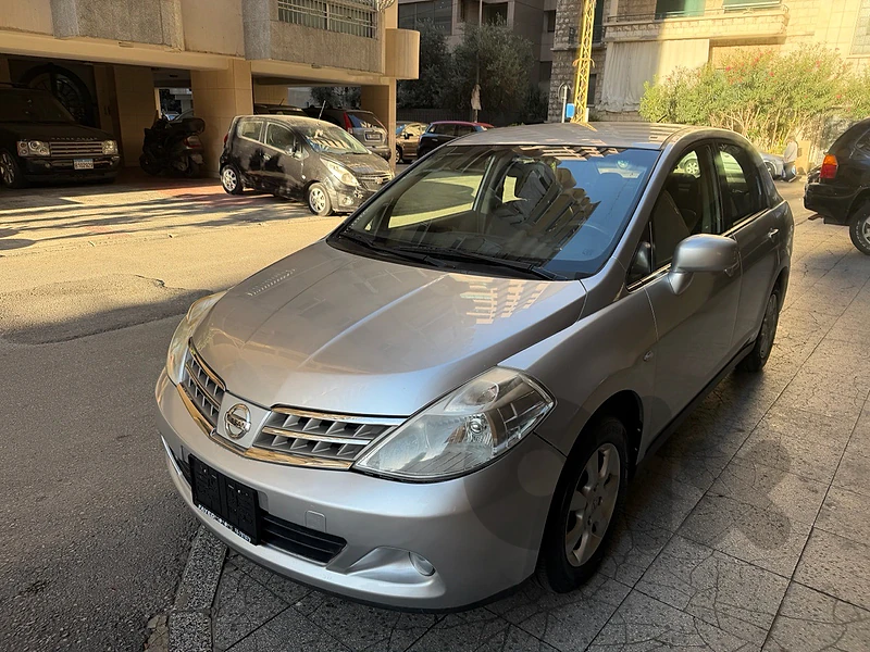 Nissan Tiida 2009
