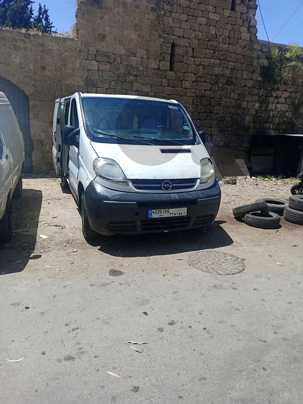 Opel Vivaro 2004
