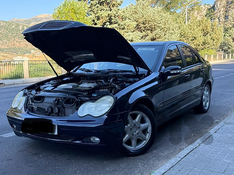 Mercedes Benz C-Class 26 2001 مرسيدس بنز سي-كلاس