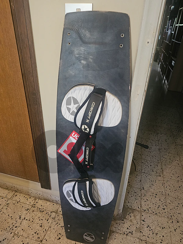 Underground Twin-Tip Kiteboard with Concept X Bindings