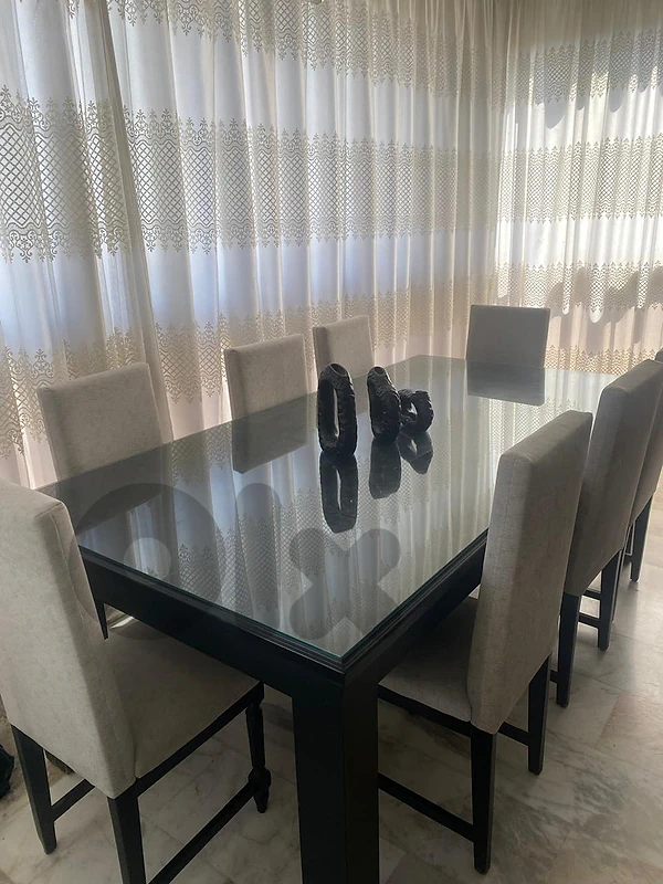 Dinning table with chairs