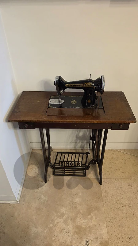 Singer Sewing Machine