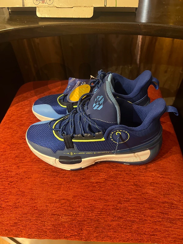 basketball shoes if you want to buy them they come in a bag not a box