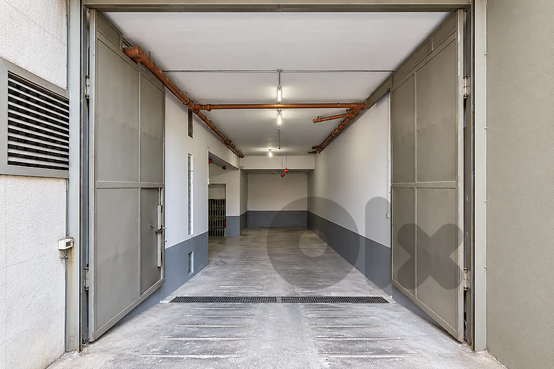 WAREHOUSE IN RAMLET EL BAYDA | 1,800SQ | TRUCK ACCESS | JNR-525 M.B