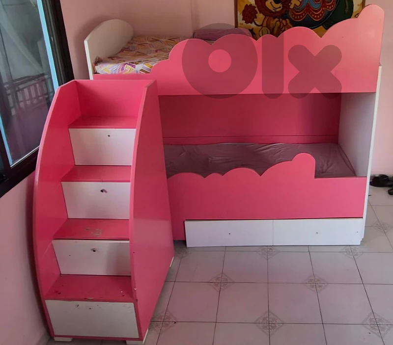 bunk bed pink with white colour