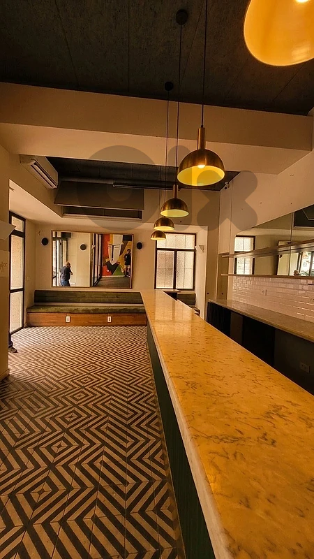 Turnkey Badaro Pub — Walk In, Open Day One