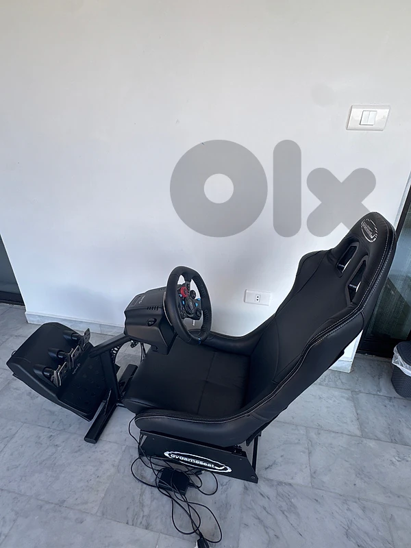 gaming console excellment condition