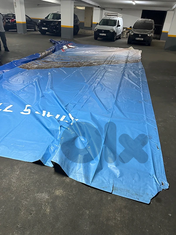 Heavy-Duty Waterproof Tarp (10m x 10m) -140$