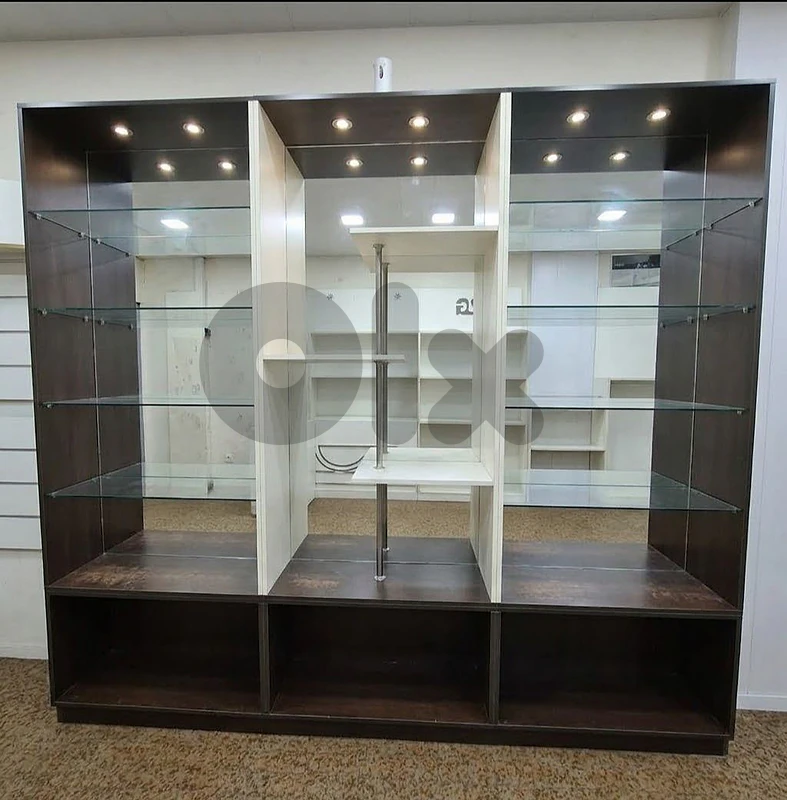 2 vitrines 2 vitrines