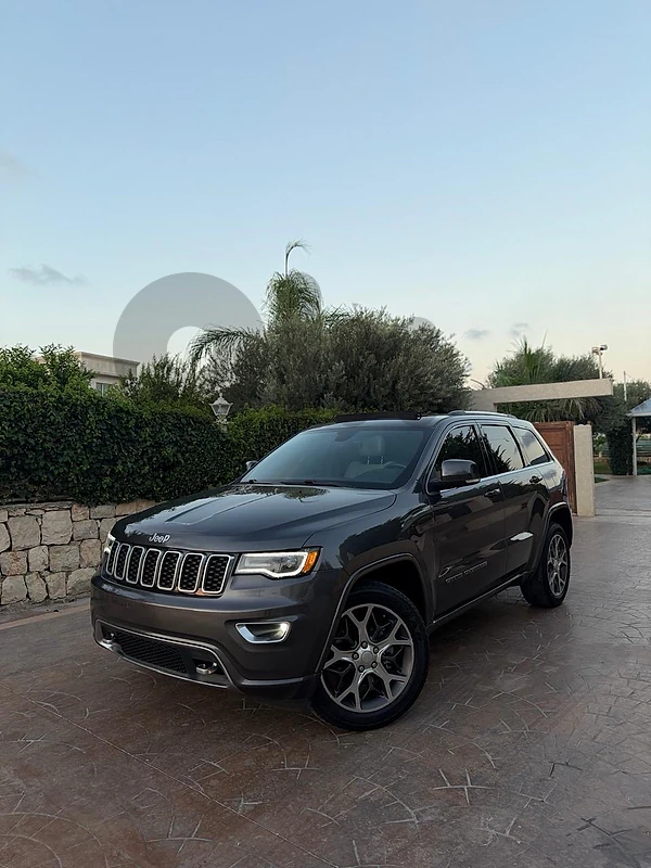 Jeep Grand Cherokee 2018 Limited Plus - Sterling Edition