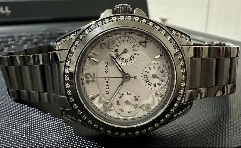 Michael Kors MK5610