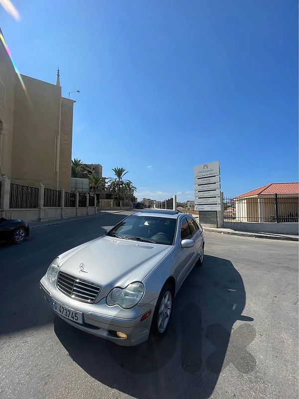 Mercedes C240  2002