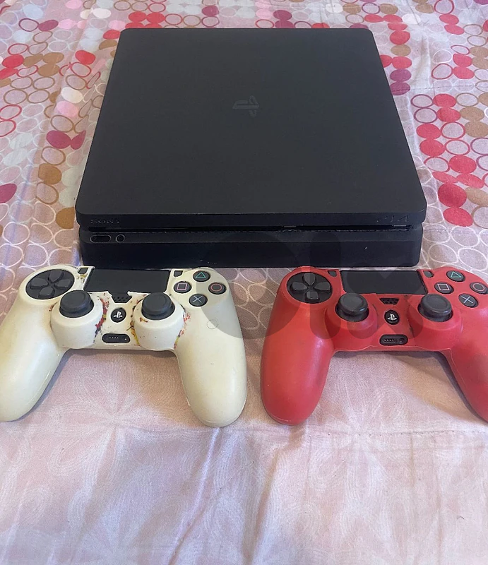 ps4 slim