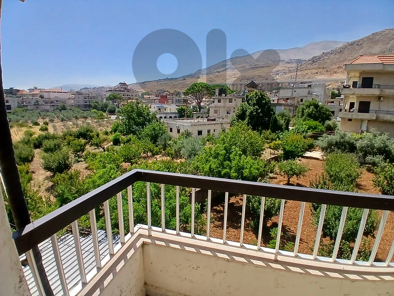 شقة مفروشة واسعة 3 غرف نوم للإيجار في جديتا