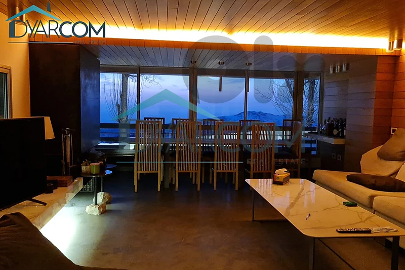 DY3872 -Kfardebian Plateau Du Mzaar Furnished Chalet with Garden!
