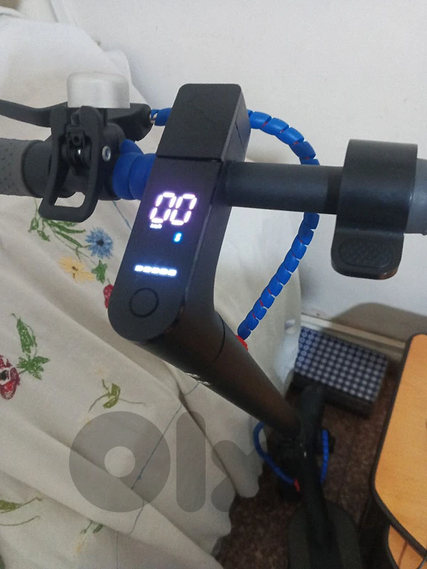 electric scooter