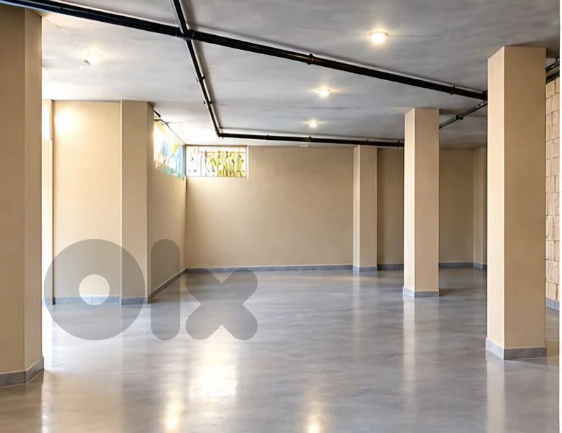 Warehouse for sale prime location
