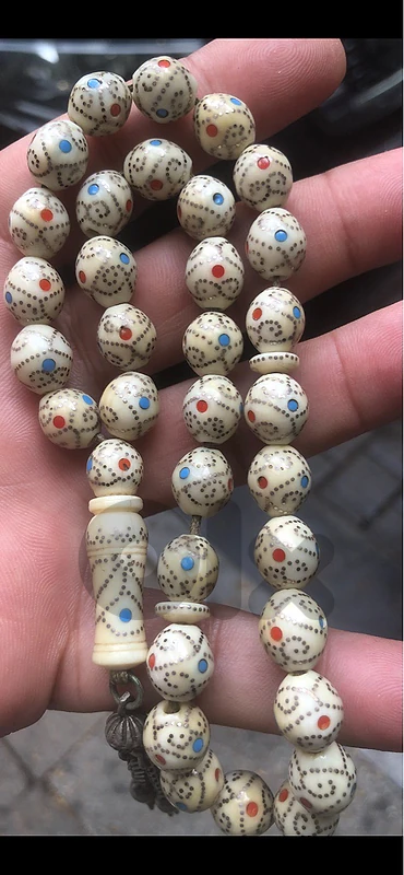 مسبحة ع j انتيك وزن 45