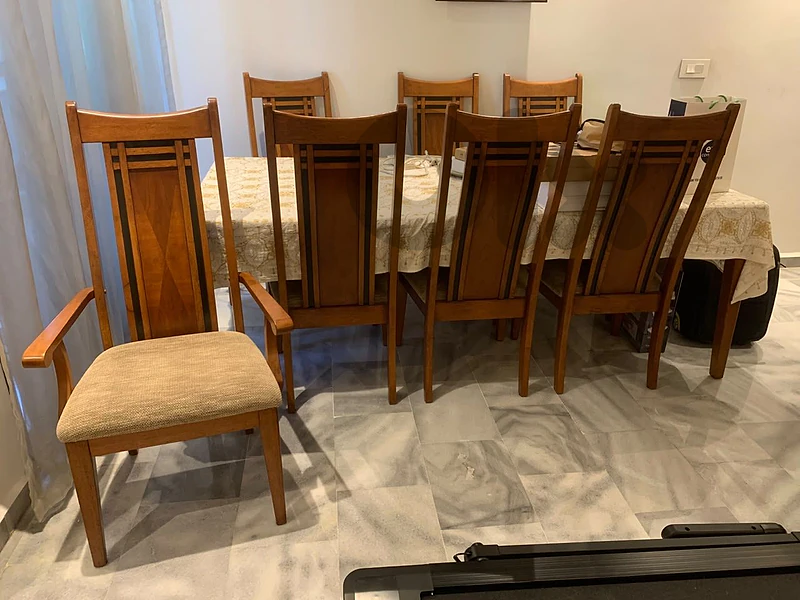 full dining table and chairs
