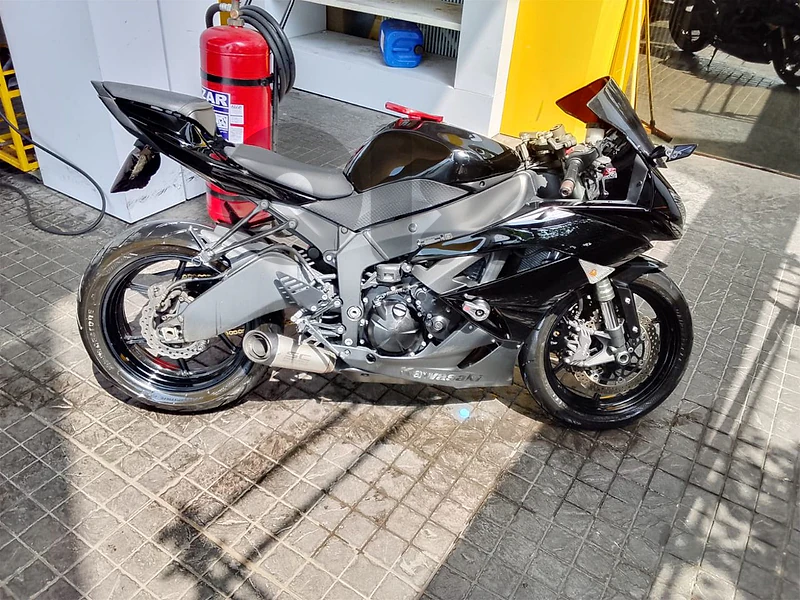 kawasaki zx-6r