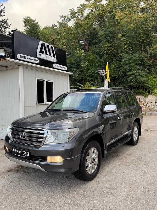 Toyota Land Cruiser 2010