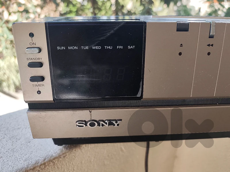 Vintage Sony Betamax SL-T7ME Video Cassette Recorder VCR