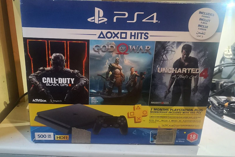 ps4 slim like new