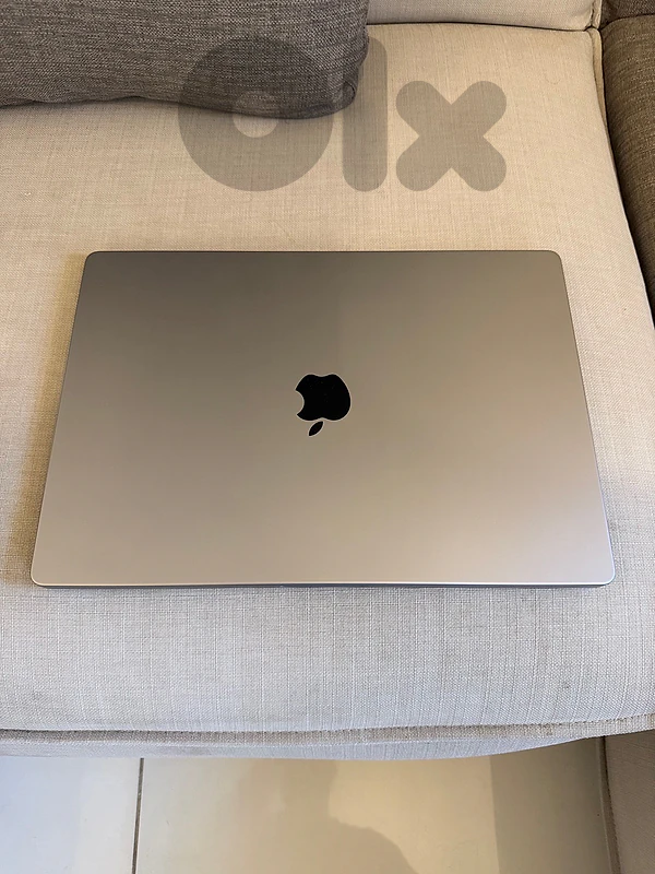 MacBook Pro 16” 2021 — M1 Max / 32GB / 1TB — 90% Battery — Like New