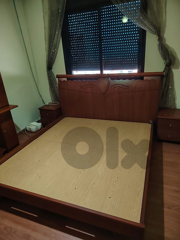 Full bedroom / 2 single beds / 1 crib