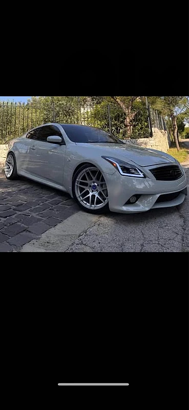 Infiniti g37s 2009