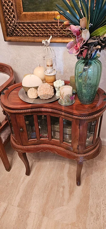 bar and table