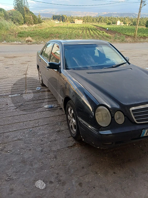 Mercedes-Benz E-Class 2002 e 200 kompresser model 2002 source germany