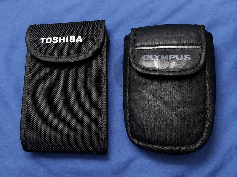 vintage olympus and toshiba camera cases