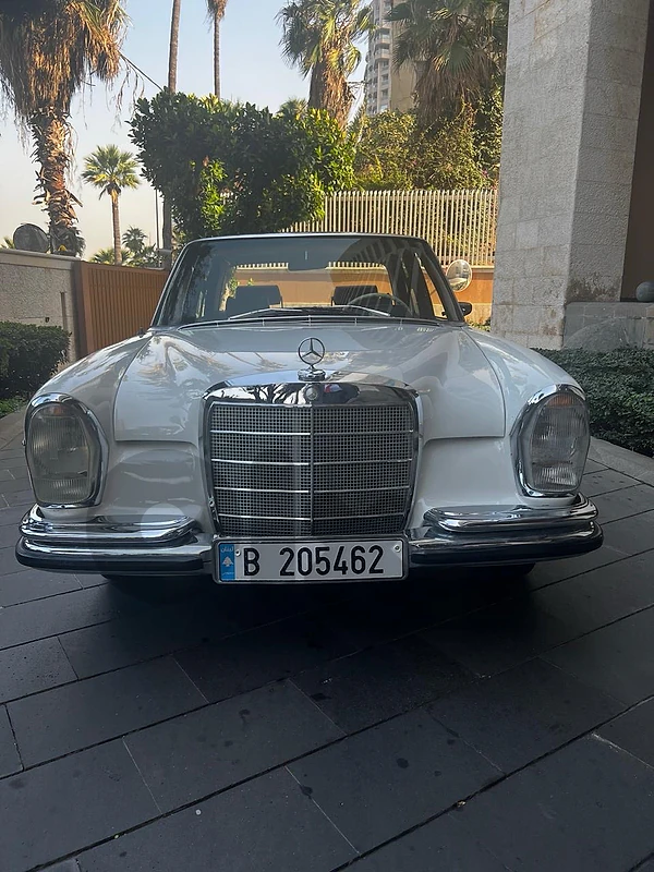 Mercedes-Benz 200 Series 1967 250 SE Sedan