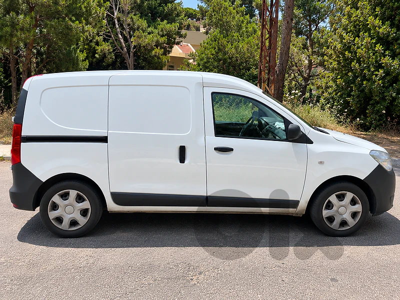 DACIA DOKKER (great condition), 2016, 175,000km DACIA DOKKER (great condition), 2016, 175,000km