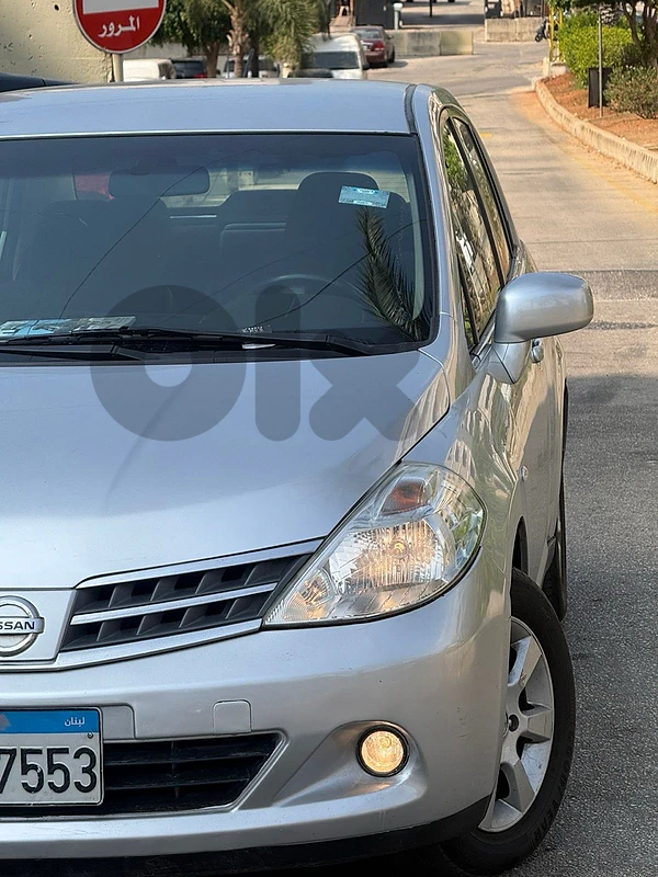 Nissan Tiida 2009 1.8