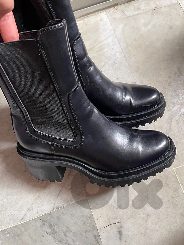 ZARA chelsea boots size 40-41 brand new