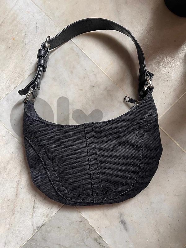 OZIT clutch black canvas with leather strap