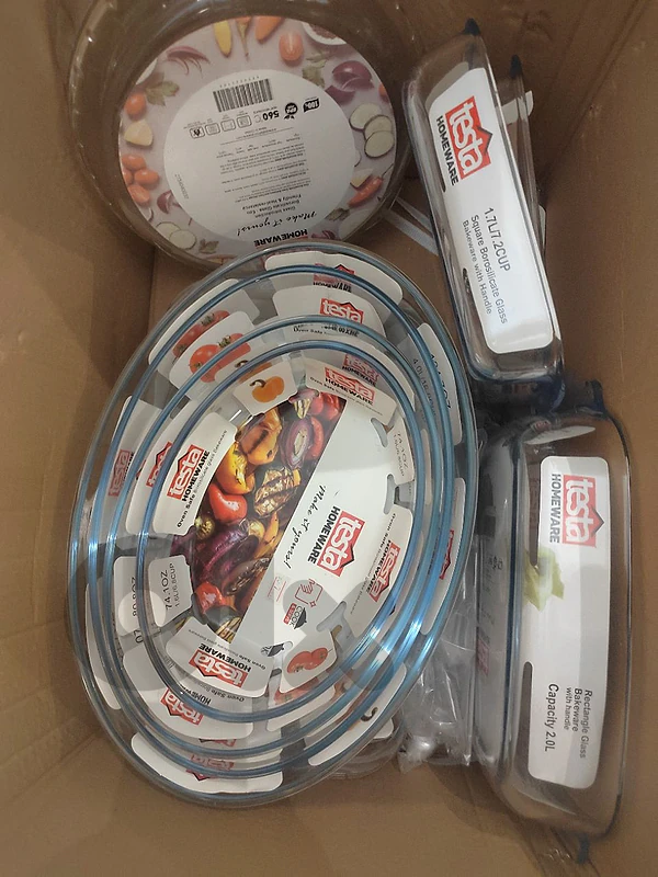 Glass Bakeware 11 pcs different sizes
صواني بيركس زجاجية ماركة Testa