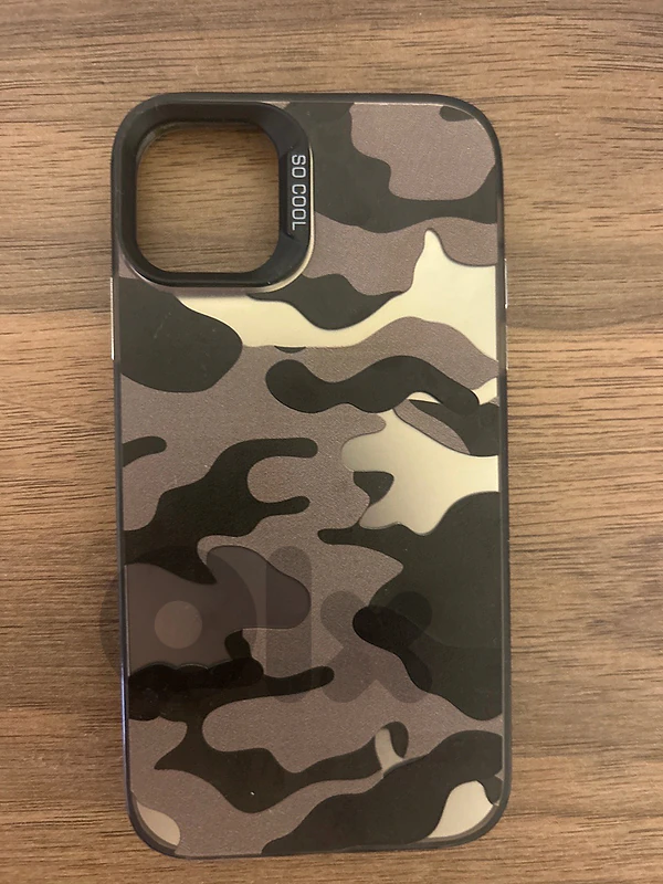 Iphone 12 pro cover