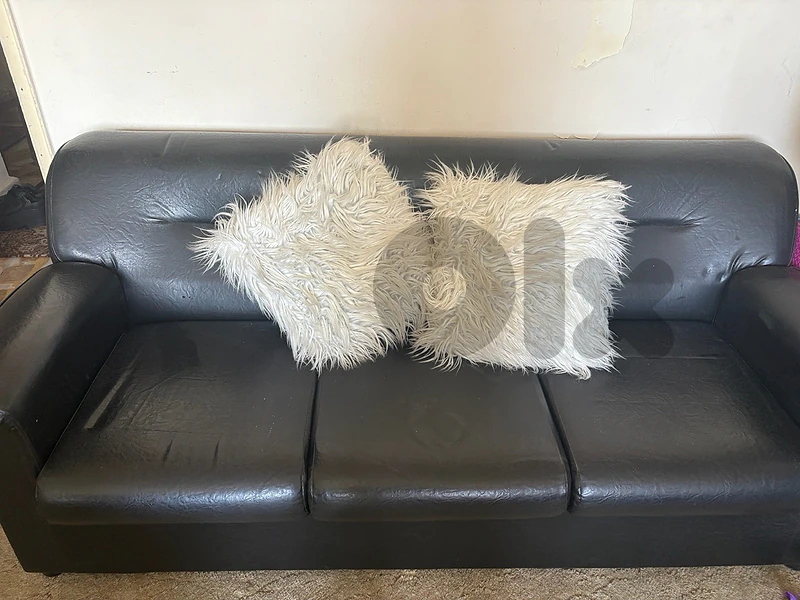 leather black sofa