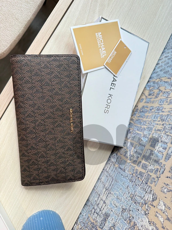 Michael Kors Bryant Large Signature Logo Snap-Front Wallet
