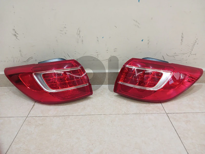 back lights Kia sportage 2012 original