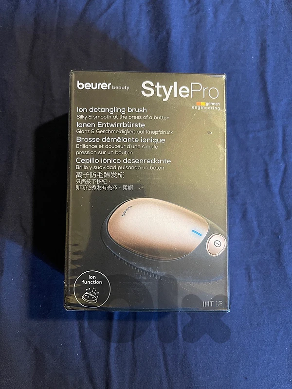 BEURER StylePro Ion detangling brush IHT12