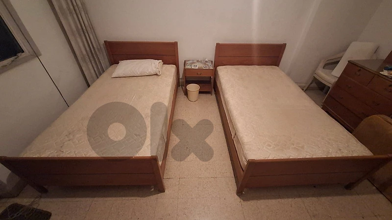 Full Bedroom