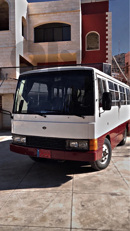 Nissan Civilian