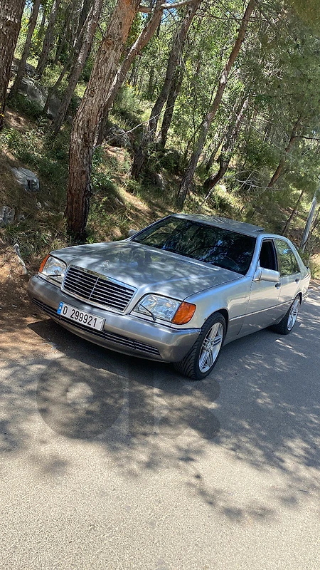 Mercedes-Benz S-Class 1991