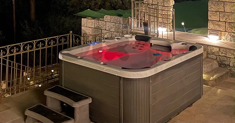 jacuzzi balboa for sale