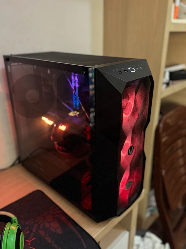 Proffessional Gaming Computer Proffessional Gaming Computer